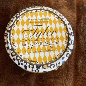 UNUSED Tyler Candle ORANGE VANILLA Jar, Single Wick NEW